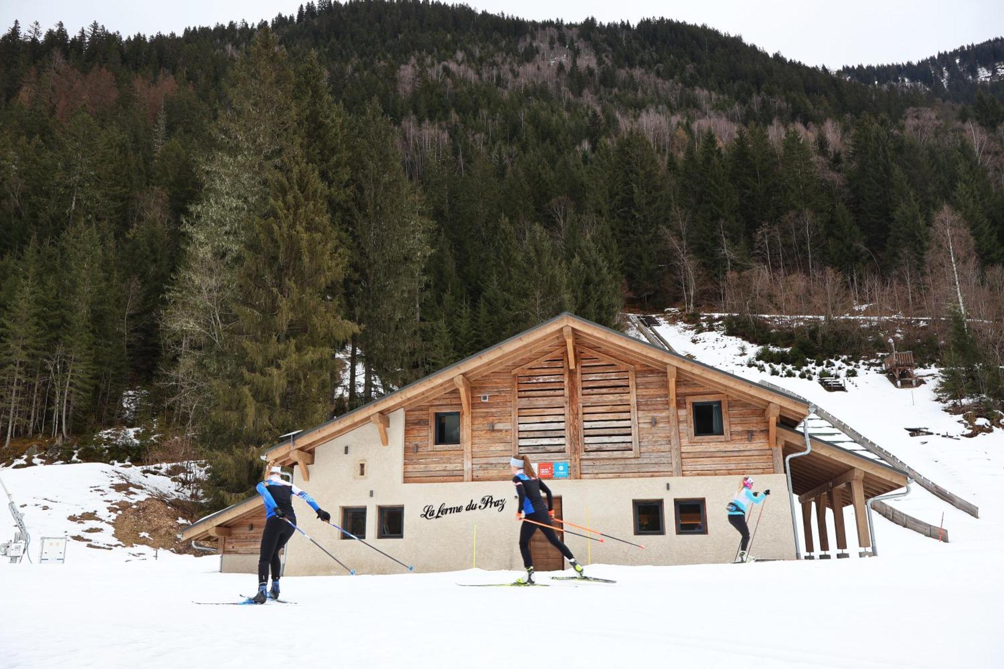 Отель La Ferme Du Praz Ле-Контамин-Монжуа Экстерьер фото